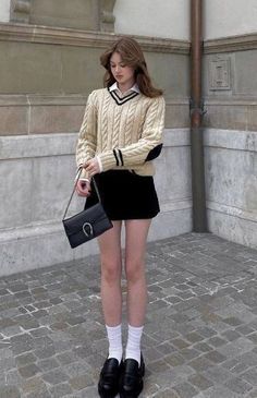 Korean Clothing Brands, Chic Prom Dresses, Inheritance Games, Estilo Preppy, Preppy Look, Cute Preppy Outfits, School Aesthetic, Trendy Fall Outfits