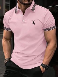 Polo Shirt Outfits, Minimalist Fashion Men, Mens Polo T Shirts, Men Fashion Casual Shirts, Designer Suits For Men, Mens Fashion Blog, Printed Polo Shirts, Fashion Suits For Men, Sharp Dressed Man