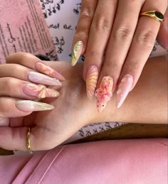 3d Nails Design Summer, Spring 3d Nails, Iridescent Floral Nails, Airbrush 3d Nails, 3d Nails Summer, Summer 3d Nails, 3d Gel Flower Nails, Gel Flower Nail Designs, Sculpted Flower Nails