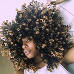 Beautiful Natural Curly Hair, Medium Bobs, Hair Goal, Afro Fashion, Haute Hair, Afro Textured Hair, Beautiful Natural Hair, Natural Hair Beauty, Hair Affair