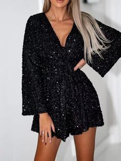 🚚FREE Shipping on orders over $80 ✨ use Code: "Mylook" for Extra Discount at checkout ﻿- 📏Sizing: run a little small 📏 Highlights - Perfect for any occasion, be it a spring party, summer wedding or fall dress-up. - Long sleeves make it a chic choice for women.- Ideal for special evenings like an evening party, birthday or wedding guest.- A versatile piece that works as a winter, spring or fall dress.- It's a party dress that can be styled for both semi-formal and cocktail occasions.- A stunning green dress that dazzles with its sequin embellishments.- Sparkle and shimmer aplenty with this sequin dress that features a V-neckline and mini dress length. - Make heads turn with this semi-formal cocktail dress that exudes sophistication and style. Specifications Gender: Women's, Style: Mature Sequin Dress Mini, Semi Formal Cocktail Dress, Party Dress Sequin, Loose Playsuit, Party Dresses Online, Semi Formal Dress, Dress Sequin, Formal Cocktail Dress, Jumpsuit Elegant