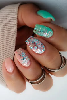 Sparkle Accent Nail Ideas, Awesome Nail Ideas, Gel Nails Ideas Sparkle Glitter, Glamorous Nails Sparkle, Sparkle Beach Nails, Spring Nails With Sparkle, Spring Nails 2024 Acrylic, Spring 2024 Nails Ideas, Mermaid Sparkle Nails