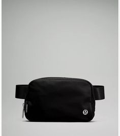 Black Fanny Pack, Lululemon Bags, Festival Bag, Lulu Lemon, Black Crossbody, Bag Straps, Large Bags