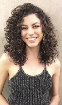 Long Layered Curly Hair, Haircut Idea, 3b Hair, Unique Hair Clip, Natural Curly Hair Cuts, Layered Curly Hair, Brown Curly Hair, Medium Curly Hair Styles, Haircuts For Curly Hair