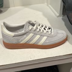 I Am Selling Women’s 8.5 Adidas Shoes. These Are Spezial, And Barely Worn. They Are Very Comfortable And Are A Cute Shoe. Let Me Know If You Are Interested In These. Spezial Shoes, Spezial Adidas, Cute Shoe, Adidas Shoes Women, Adidas Spezial, Shoe Inspo, Aesthetic Shoes, Shoes Adidas, Shoes Color