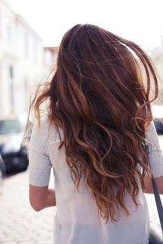 Here are the 5 golden rules for good hair care: 2015 Hair, Long Wavy Hair, Easy Hairstyles For Long Hair, Good Hair Day, Hair Envy, Messy Hairstyles, Hair Dos, Down Hairstyles, Gorgeous Hair