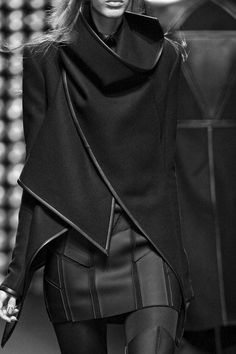 Gareth Pugh Affordable Edgy Women's Outerwear, Cheap Edgy Fall Outerwear, Phase Eight Coat, Modern Black Outerwear For Layering, Rok Outfit, Wool Overcoat, Woolen Coat