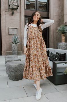 Dress Wishlist, Skirt Ideas, Pretty Floral Dress, Summer Outfits Aesthetic, Vestidos Retro, Mode Hippie