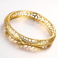 Wholesale Romantic 24K Gold Round CZ Bangle&Cuff TGGPBL042 Classic Bangles, Hammer Head, Raise The Bar, Jewelry Bracelets Gold, Gold Plated Bangles, Gold Rings Fashion, Diamond Jewelry Necklace, Bangles Jewelry Designs, Diamond Jewelry Designs