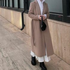 Hijabi Outfit, Modern Hijab Fashion, Muslim Fashion Hijab Outfits, Hijabi Fashion Casual, Winter Fashion Outfits Casual, Fashion Top Outfits, Hijabi Outfits Casual, Muslim Fashion Hijab