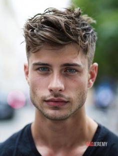 Rock Haircut Men, Short Edgy Mens Haircut, Men’s Short Summer Hair, Men’s Medium Short Hairstyles, Men’s Short Haircuts For Thick Hair, Short Sides Long Top Hair Men, Short Straight Hair Men, Men Medium Hairstyles, Men’s Short Hair