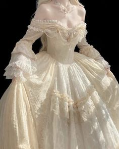 فستان زهري, Gaun Abad Pertengahan, Old Fashion Dresses, Fantasy Dresses, Royal Dresses, Fantasy Gowns, Fairytale Dress, Lily Rose Depp, Fantasy Dress