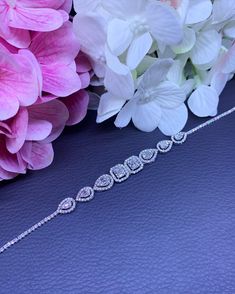 Diamond Top, Vs Diamond, Pretty Bracelets, White Gold Engagement Rings, Pear Diamond, Handmade Bracelet, Bracelet Handmade, Emerald Diamond, Sapphire Diamond