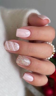 January Nails, Short Gel Nails, Fancy Nails Designs, Simple Gel Nails, Work Nails, Cute Gel Nails, Short Acrylic Nails Designs, Pastel Nails, Neutral Nails