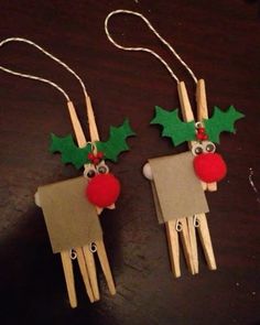 Clothespin Reindeer, Rudolph Crafts, Angel Ornaments Diy, Clothespin Crafts Christmas, Cute Craft, Reindeer Craft, Christmas Arts And Crafts, Reindeer Decorations, Easy Christmas Gifts