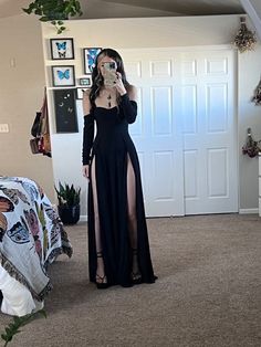 Prom Dress Inspo, Fest Outfits, 파티 드레스, Prom Dress Inspiration, Black Prom, Pretty Prom Dresses, Prom Outfits, Grad Dresses, Glam Dresses