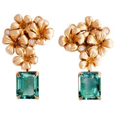 These 18 karat rose gold contemporary stud earrings are encrusted with 6 round diamonds and detachable natural emeralds, 3.85 carats in total, 0.35 x 0.23 inches (9 x 6 mm) each. This jewelry collection was featured in Vogue UA review in November. The size of one earring is 1.18 x 0.67 inches (3 x 1.7 cm), and the depth without a lock is 0.2 inches (5 mm). We use top natural diamonds VS, F-G, and we work with a German gems company that has been in the market since the 19th century. The sculptura Cocktail Earrings, Emerald Earrings Studs, Gold Cocktail, Harper's Bazaar, Natural Emerald, Red Garnet, Jewellery Collection, Black Pearl, Gold Earrings Studs