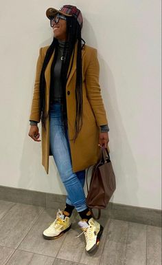 Looks Jeans, Black Women Fashion, Lookbook Outfits, Winter Fashion Outfits, Style Outfits, Fall Winter Outfits, Outfits Casuales, Cute Casual Outfits