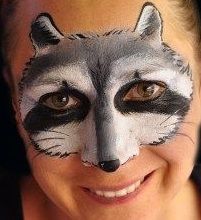 Raccoon Face Paint, Raccoon Makeup, Woodland Creatures Party, Raccoon Face, Arm Painting, Face Painting Easy, Kids Face Paint, Face Painting Designs