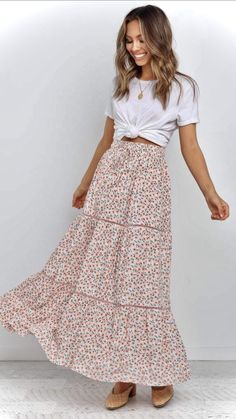 Maxi Skirt Outfits, Thrifted Outfits, Outfit Trends, Dresses Elegant, Cute Skirts, Looks Vintage, Spring Summer Outfits, Modest Dresses, Modest Outfits