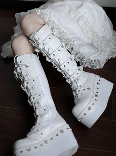 This price is for a pair of boots only, others are not included.   	 		 			Size 			34 			35 			36 			37 			38 			39 			40 		 		 			Foot Length 			22 			22.5 			23 			23.5 			24 			24.5 			25 		 		 			Heel 			10 			10 			10 			10 			10 			10 			10 Diamond Boots, White Platform Boots, Y2k Rock, White Goth, Mary Jane Platform Shoes, Goth Shoes, Dr Shoes, Cute Shoes Heels, White Platform