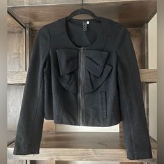 Never Worn Black Blazer With Zipper Closure For Spring, Size 4, Cute Outfits, Jackets & Coats, Jackets For Women, Fast Delivery, Women Shopping, Clothes, Black