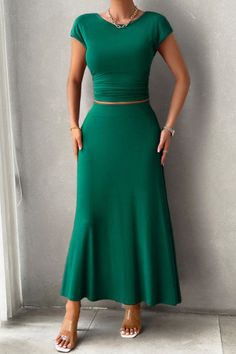 2 piece casual skirt set, all set for the day. Stretchy ribbed fabric, neutral colors blends with all your cute accessories and shoes. Color: Dark Green Sizes S (4-6) M (8-10) L (12-14) Bust 31-33-35, Length 18.5-19, Skirt 25-27-29 92% Viscose, 8% Spandex, imported A3/ Casual Solid Color Party Sets, Fall Winter Jacket, Cute Accessories, Fall Denim, Your Cute, Plus Size Pants, Black Long Sleeve Dress, Long Black Dress, Spring Summer Dress