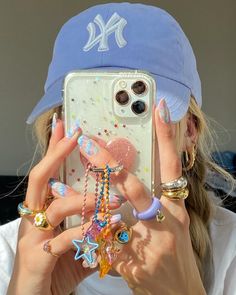 Estilo Madison Beer, Cute Phone Cases, Phone Charm, Aesthetic Photo, Summer Aesthetic, Cute Jewelry, Aesthetic Girl