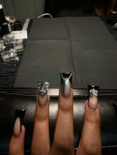 Black Nail Inspo Acrylic, Black Square Acrylic Nails, Black French Tip Acrylic Nails, Y2k Nails Black, Rock Star Nails, Rich Rich, Black Acrylic Nails, Punk Nails