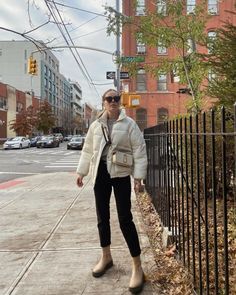 Chelsea Boots Outfit Women Winter, How To Style Chelsea Boots, Chelsea Boots Outfits