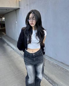 daisy choi Japan Outfit Winter, Daisy Choi, Acubi Fashion, Soft Girl Style, Clueless Outfits, Thrifted Outfits, Outfit Inspo Casual, Edgy Outfits, Virtual Closet