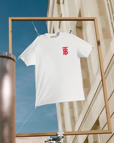 T Shirt Store, Tshirt Advertising Photography, Shirt Photography Product, T Shirt Photography Ideas Products, Tee Shirt Product Photography, Tshirt Product Photography, T Shirt Photography Ideas, Photography Shirts