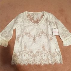 Brand New Lace Top No Lining Underneath. Ask Questions Before You Buy If Your Interested .And Don’t Forget To Bundle Up On My Other Listings Too Elegant Fitted Lace Top For Vacation, Elegant Lace Blouse For Vacation, Ginger, Lace Top, Color White, Top Blouse, Blouses, Womens Tops, Brand New