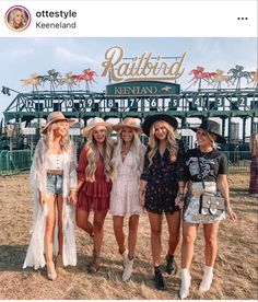 Outdoor Concert Outfit, Nashville Style Outfits, Country Thunder