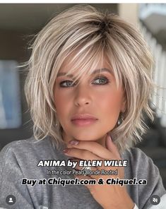 Hair For Women Over 50, Short Hair 40, Short Face, Short Layered Hairstyles, Feathered Bob, Haircuts For Medium Length Hair, Caramel Cream, Dramatic Hair, Layered Haircuts For Medium Hair