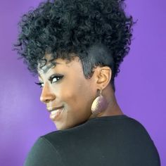 No Braid Crochet, Crochet Styles With Shaved Sides, Braid Crochet Hairstyles, Needle Braids, Crochet Hairstyles, Crochet Styles, Shaved Side Hairstyles, Tapered Natural Hair, Natural Hair Cuts