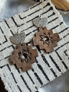 Artisan Rust-colored Handmade Earrings, Artisan Handmade Rust Earrings, Handmade Artisan Rust Earrings, Brown Artisan Metal Earrings, Artisan Brown Metal Earrings, Handmade Adjustable Rust Earrings, Artisan Brown Patina Earrings, Artisan Brown Earrings With Patina, Artisan Metal Earrings In Rust Color