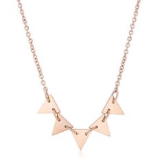 A simple 5-triangle design accents a trendy necklace. Perfect for everyday! Necklace Chain Types, Gold Triangle, Trendy Necklace, Triangle Necklace, Necklace Clasps, Crystal Accessories, Set Necklace, Trendy Necklaces, Rose Gold Necklace