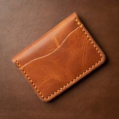 Classic Bifold Card Holder With Card Slots, Classic Bifold Card Holder With Slots, Classic Wallets With Card Slots For Daily Use, Classic Card Holder For Everyday Carry, Classic Bifold Wallet With Card Slots, Bifold Card Holder With Leather Lining For Daily Use, Leather Wallet Design, Business Card Wallet, Full Grain Leather Wallet