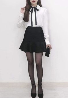 Mode Ulzzang, Ulzzang Fashion, 가을 패션, Kawaii Clothes, Fashion Mode, Kpop Fashion, Office Outfits, Kawaii Fashion