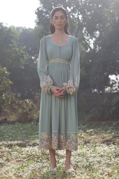 Fall green georgette dress with floral and dori cutwork embroidery. - Aza Fashions Green Georgette Dress, Summer By Priyanka Gupta, Fall Green, Eid Party, Diana Penty, Cutwork Embroidery, Georgette Dress, Cut Work, Modern Bride