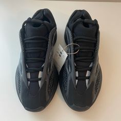 Brand New! In Box With Tags. Rare, Hard To Find! Yeezy Black, Shoes Yeezy, Yeezy 700, Yeezy Shoes, Black Sneakers, Christmas 2024, Hard To Find, Womens Shoes Sneakers, Tennis