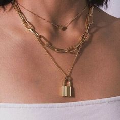 Kalung Choker, Necklace Chain Types, Lock Pendant, Metal Choker, Lock Necklace, Neck Accessories, Heart Chain, Layered Chains, Neck Jewellery