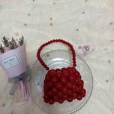 SPECIFICATIES 







 Vorm : Vierkant






 Patroontype : effen






 Gelegenheid : veelzijdig






 Aantal handgrepen/riemen : enkel






 Hoofdmateriaal : kralen






 Hardheid : HARD






 Type handtassen : koerierstassen






 Decoratie : kralen Beaded Beads, Pearl Bag, Beaded Bags, Square Pattern, Bag Women, Small Bag, Cloth Bags, Wallets For Women, Bags Women