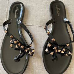 Super Cute Fashion Sandals! Size 9. Brand New! Black Jelly Sandals For Beach Season Vacation, Black Jelly Sandals For Beach Vacation, Adjustable Black Flip Flops For Summer, Black Adjustable Summer Sandals, Black Flat Summer Flip Flops, Black Jelly Sandals For Summer Vacation, Black Jelly Sandals For Summer, Black Summer Style Flat Flip Flops, Adjustable Black Summer Flip Flops