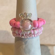 Brand New In Box. This Is A Set Of Three Handmade Beaded Rings. They Are Stretchy And Should Fit Most Ring Sizes. A623 Candy Ring, Stretchy Rings, Bead Rings, Beads Candy, Candy Jewelry, Pink Beaded, Pretty Jewelry, Pink Beads, Ring Sizes