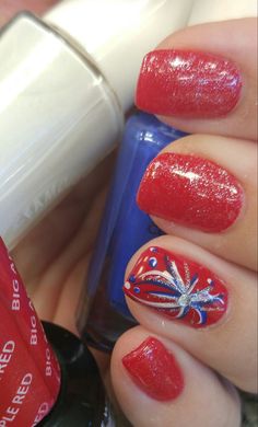 Fire Works Nail Design, Fireworks Nails Design, Patriotic Pedicure, Red White And Blue Fireworks, Firework Nail Art, Nail Polish Art Designs, Firework Nails