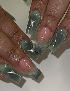 #shortnailsdesign #green #gold #nailart Green Short Nails Acrylic, Green And Gold Short Nails, Green 3d Nails, Nail Ideas Green And Gold, Nail Designs Green And Gold, Jade And Gold Nails, Classy Green Nails, Nails To Match Green Dress, Green And Silver Nail Designs