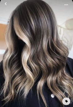 Blonde Highlights On Dark Hair, Gorgeous Hair Color, Dark Hair With Highlights, Brown Hair With Blonde Highlights, Brunette Balayage Hair