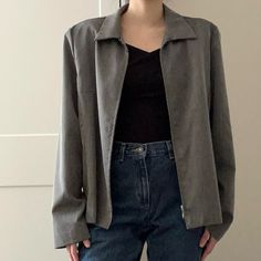 Repop Dm Before Purchasing Classic 1990s Grey Zip Down Collared Jacket By Laura Scott Shoulder Pads (Option To Be Removed On Own Accordance) Oversized Fit Unisex Lightweight Fabric, Perfect As A Layering Piece Never Worn Size: 18; Could Fit Xs, S, M, L 69% Polyester, 31% Rayon Model Info: 5’3 Wears Xs Waist: 25”-26” Feel Free To Ask Any Questions! #Vintage #Chic #Greyjacket #Urban #Indie Collared Jacket, Womens Puffer Vest, Laura Scott, Single Button Blazer, Red Blazer, Stylish Jackets, Silk Jacket, Cargo Pants Women, White Blazer